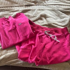 Figs Scrub Set